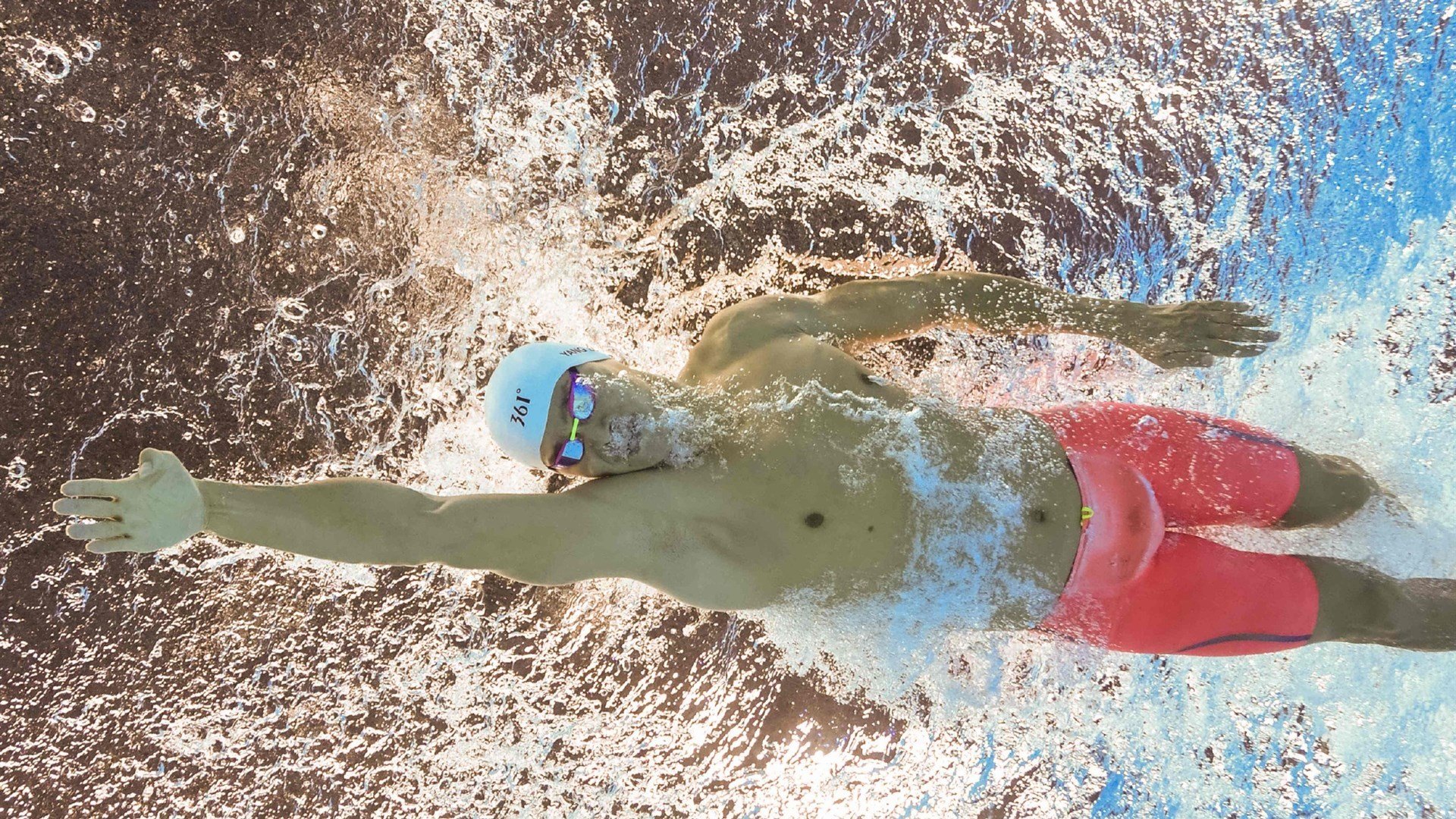 铁血蓝军难破意式牢笼，范戴克一柱擎天定乾坤