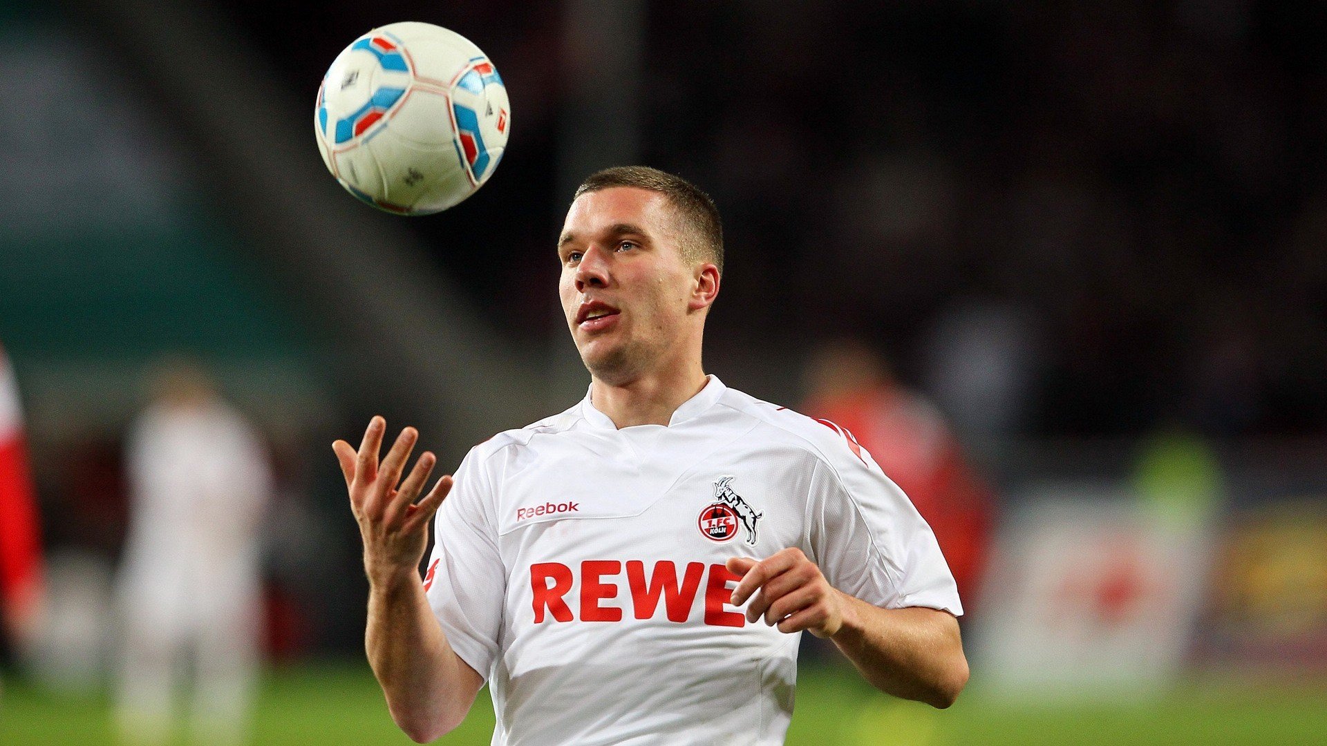 欧冠半决赛焦点战，骑士强压快船